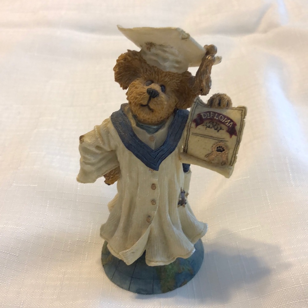 Boyds Bears & Friends graduation bear